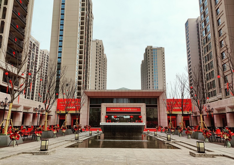 萬(wàn)家華府小區(qū)內(nèi)景（冬景）